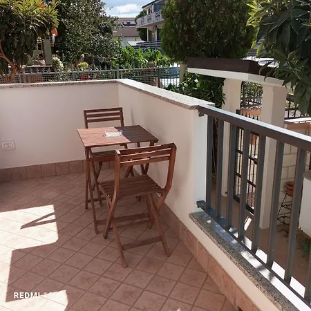 La Casetta Di Lina 3*